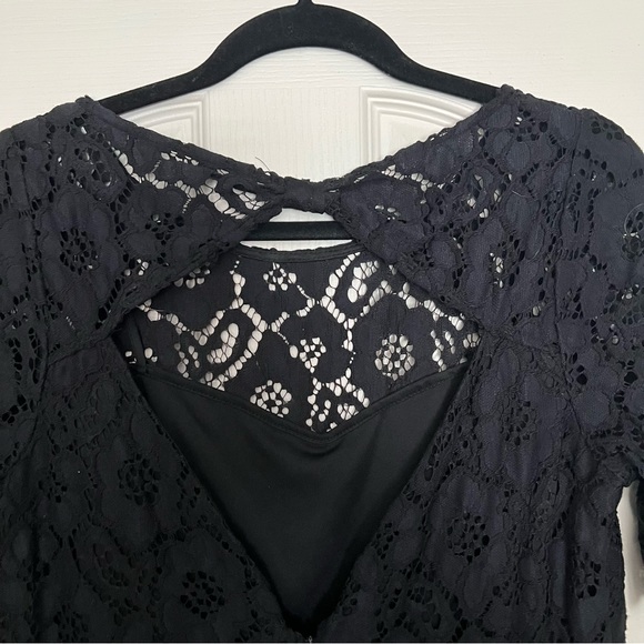 Betsey Johnson high-low lace dress - Picture 3 of 4